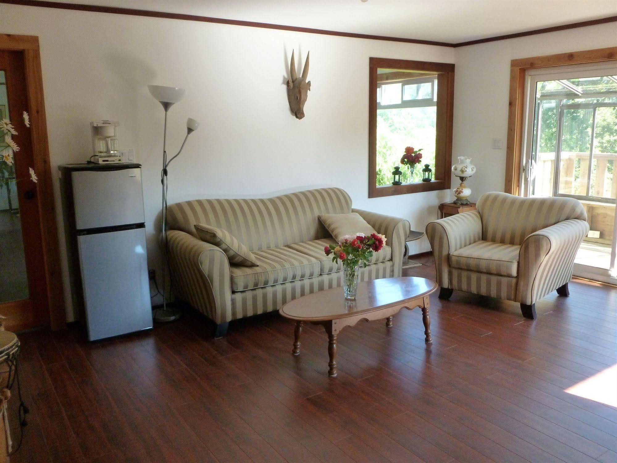 Harrison Hammond House Farmstay Harrison Mills Kültér fotó